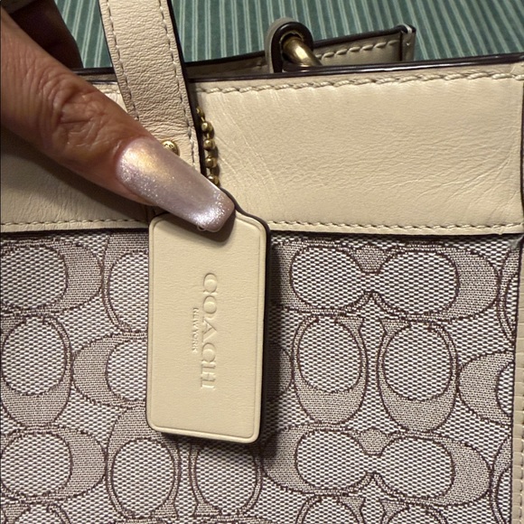 Purse - Picture 3 of 5